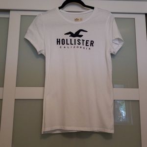 Hollister T-Shirt